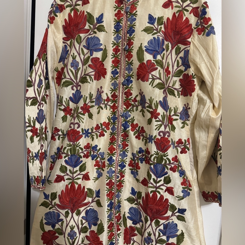 Kashmiri embroidery Coats - Picture 3 of 6
